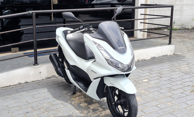 Honda PCX 160 2023 Branca – Impecável!-0