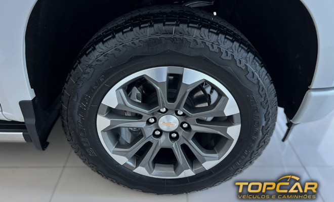 GM - Chevrolet Silverado High Country 5.3 V8 AWD Aut. 2025 Gasolina-8