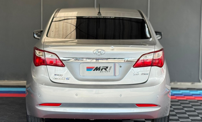 Hyundai HB20 C./C.Plus/C.Style 1.6 Flex 16V Mec. 2014 Flex-4