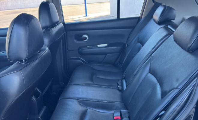 TIIDA SL 1.8 2012 | TETO SOLAR, BANCOS EM COURO E CHAVE DE PRESENÇA!-8