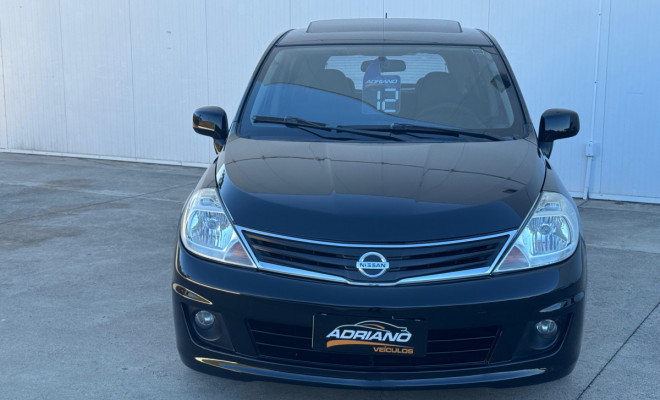 TIIDA SL 1.8 2012 | TETO SOLAR, BANCOS EM COURO E CHAVE DE PRESENÇA!-0