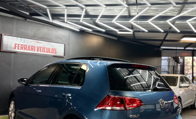 VW - VolksWagen Golf Comfortline 1.4 TSI 140cv Aut. 2015 Gasolina-21