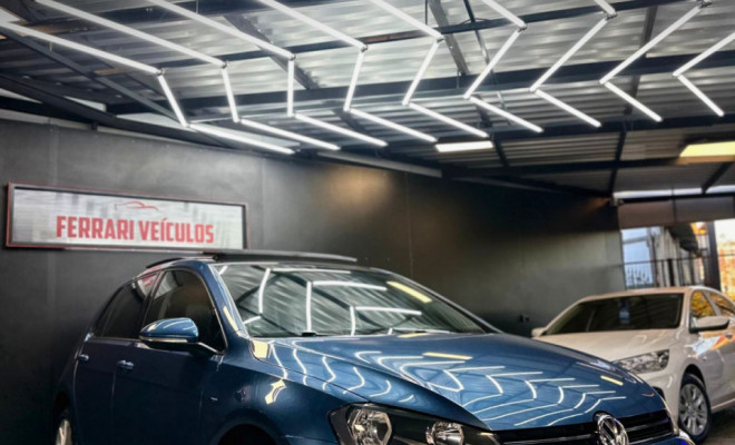 VW - VolksWagen Golf Comfortline 1.4 TSI 140cv Aut. 2015 Gasolina