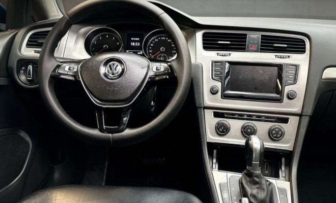 VW - VolksWagen Golf Comfortline 1.4 TSI 140cv Aut. 2015 Gasolina-8