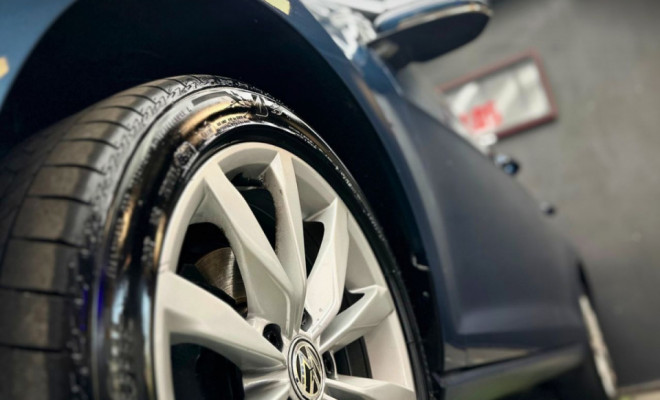 VW - VolksWagen Golf Comfortline 1.4 TSI 140cv Aut. 2015 Gasolina-14