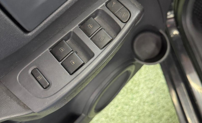 VW - VolksWagen Fox City 1.0 Mi/ 1.0Mi Total Flex 8V 5p 2007 Flex-7