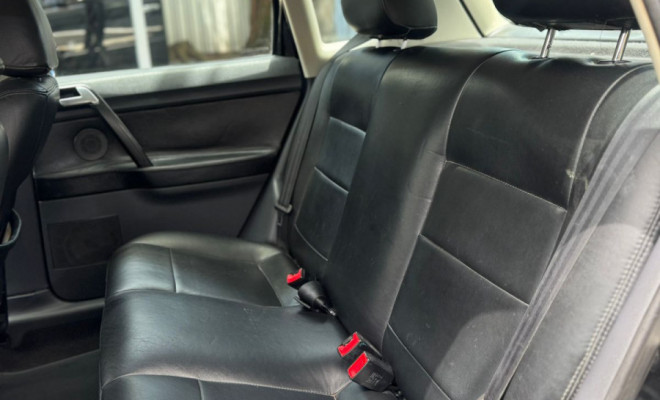 VW - VolksWagen Polo 1.6 E-Flex 8V 5p 2012 Flex-4