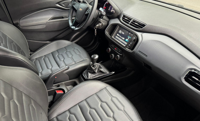 GM - Chevrolet ONIX HATCH LTZ 1.4 8V FlexPower 5p Mec. 2019 Flex-5