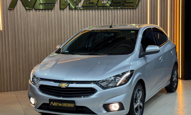 GM - Chevrolet ONIX HATCH LTZ 1.4 8V FlexPower 5p Mec. 2019 Flex-3