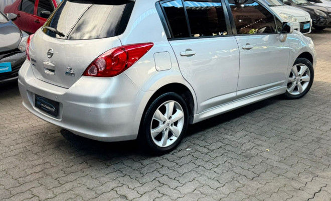 Nissan TIIDA SL 1.8/1.8 Flex 16V Aut. 2013 Flex-2