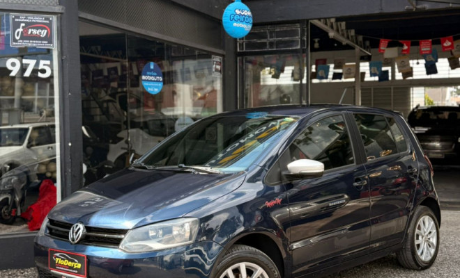 VW - VolksWagen Fox Rock in Rio 1.6 Mi Total Flex 8V 5p 2014 Flex