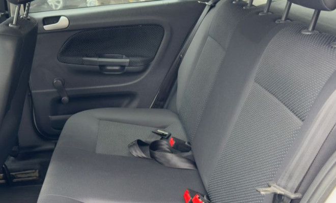 VW - VolksWagen Gol (novo) 1.0 Mi Total Flex 8V 4p 2015 Flex-7