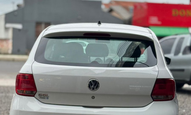 VW - VolksWagen Gol (novo) 1.0 Mi Total Flex 8V 4p 2015 Flex-2