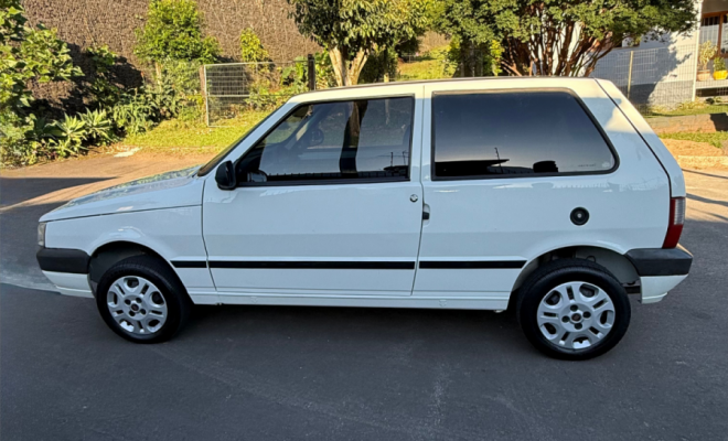 Fiat Uno Mille Celeb. WAY ECON. 1.0 F.Flex 2p 2012 Flex-6