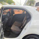 VW - VolksWagen Gol (novo) 1.0 Mi Total Flex 8V 4p 2013 Flex-7