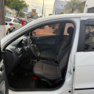 VW - VolksWagen Gol (novo) 1.0 Mi Total Flex 8V 4p 2013 Flex-6