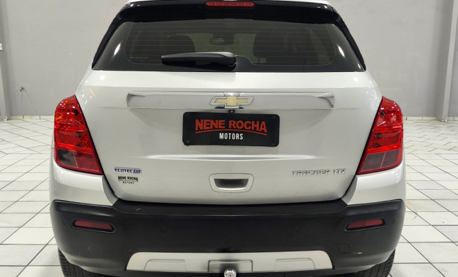 GM - Chevrolet TRACKER LTZ 1.8 16V Flex 4x2 Aut. 2015 Flex-4