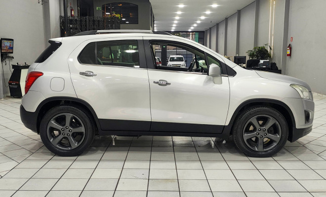 GM - Chevrolet TRACKER LTZ 1.8 16V Flex 4x2 Aut. 2015 Flex-6