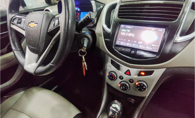 GM - Chevrolet TRACKER LTZ 1.8 16V Flex 4x2 Aut. 2015 Flex-12