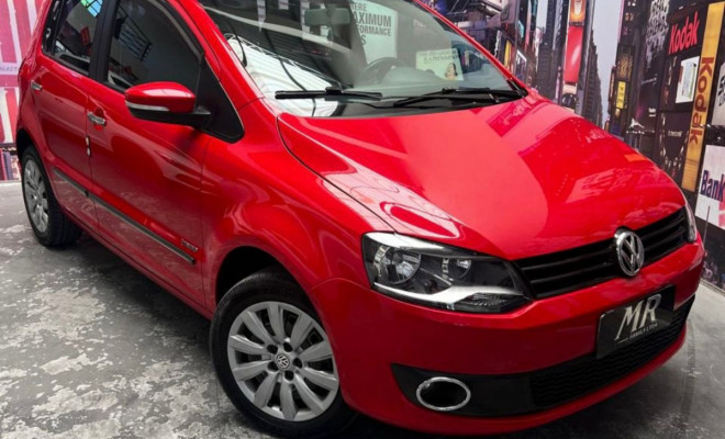 VW - VolksWagen Fox 1.0 Mi Total Flex 8V 5p 2014 Flex