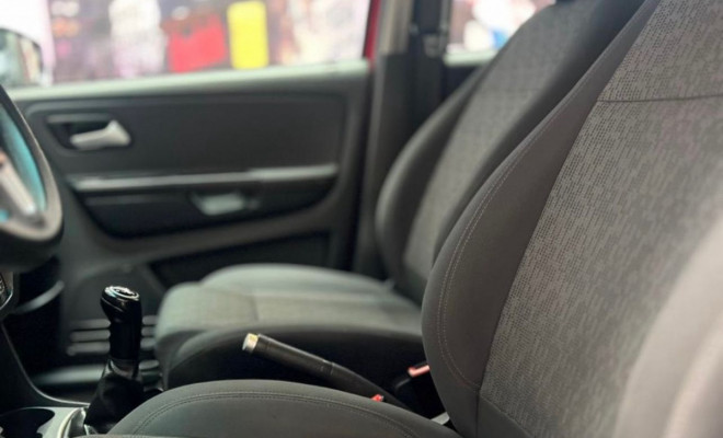 VW - VolksWagen Fox 1.0 Mi Total Flex 8V 5p 2014 Flex-0