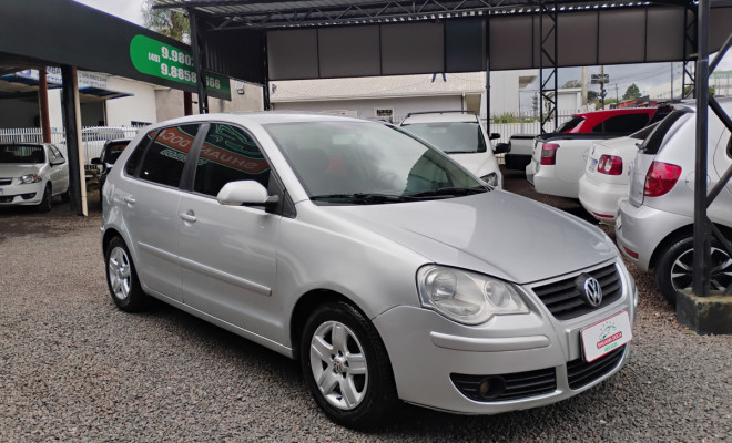 VW - VolksWagen Polo 1.6 Mi/S.Ouro 1.6 Mi Tot.Flex 8V 5p 2010 Flex
