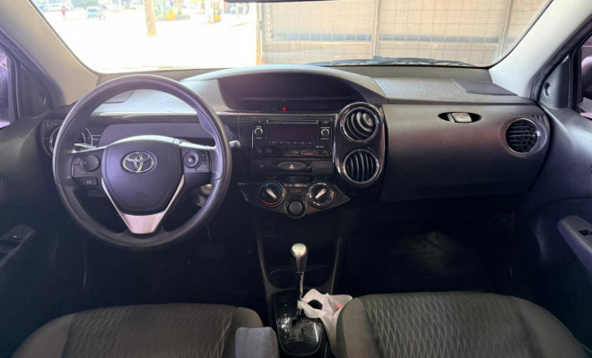 Toyota ETIOS XS Sedan 1.5 Flex 16V 4p Aut. 2018 Flex-2