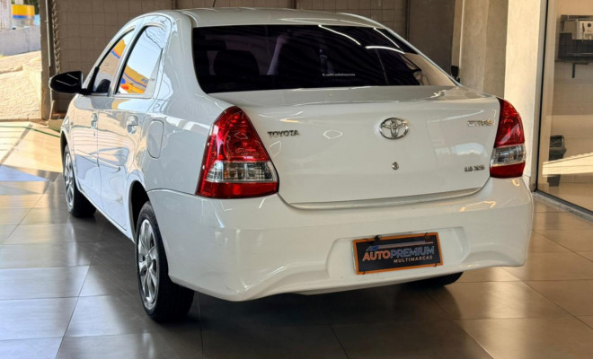 Toyota ETIOS XS Sedan 1.5 Flex 16V 4p Aut. 2018 Flex-8