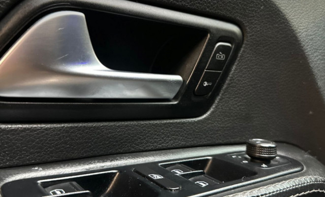 VW - VolksWagen AMAROK Trendline CD 2.0 TDI 4X4 Dies Aut 2018 Diesel-9