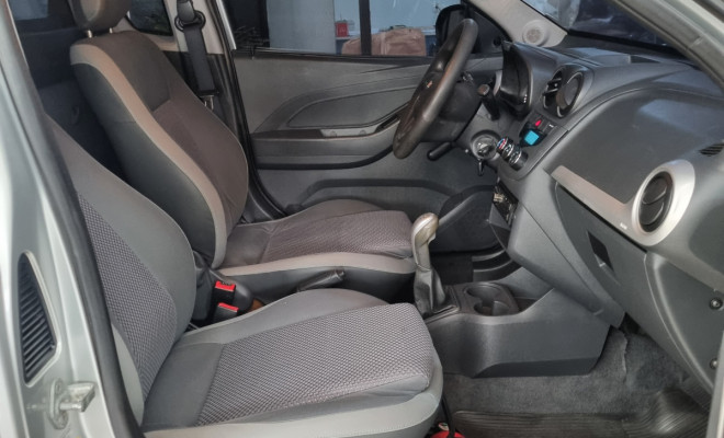 GM - Chevrolet MONTANA LS 1.4 ECONOFLEX 8V 2p 2014 Flex-4