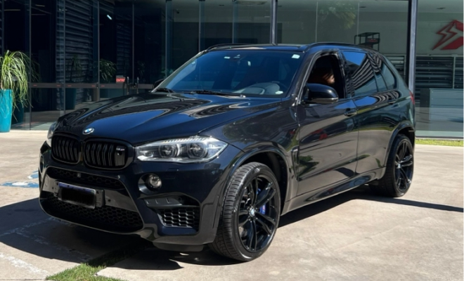 BMW X5 M 4.4 4x4 V8 32V Bi-Turbo Aut. 2018 Gasolina