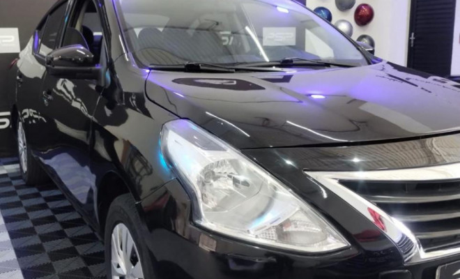 Nissan VERSA 1.0 12V FlexStart 4p Mec. 2017 Flex-9