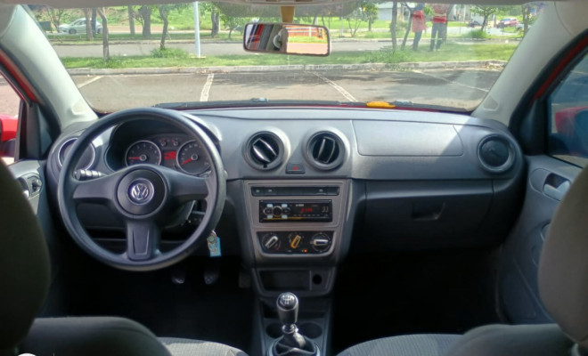 VW - VolksWagen VOYAGE 1.0/1.0 City Mi Total Flex 8V 4p 2013 Flex-6