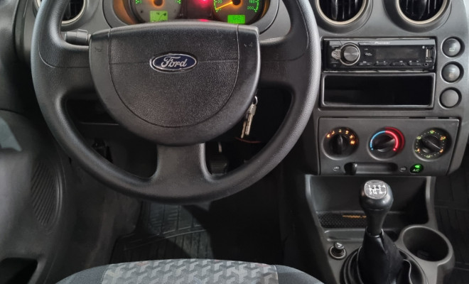 Ford Fiesta Supercharger 1.0 8V 95cv 5p 2003 Gasolina-6