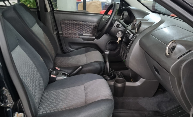 Ford Fiesta Supercharger 1.0 8V 95cv 5p 2003 Gasolina-7