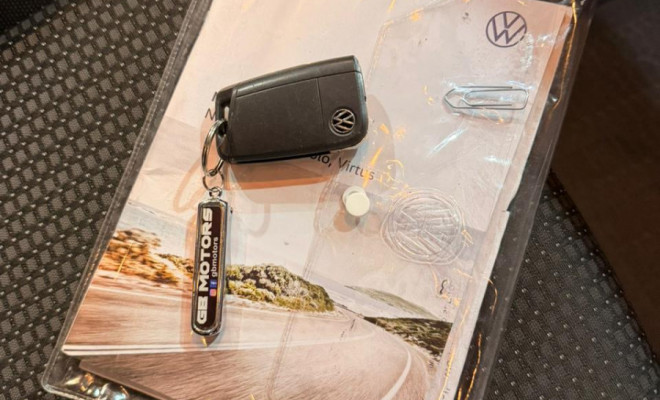 VW - VolksWagen Polo 1.0 Flex 12V 5p 2022 Flex-8