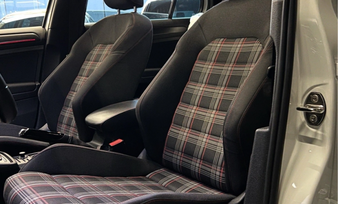 VW - VolksWagen Golf GTi 350 TSI 2.0 230cv 16V Aut. 2019 Gasolina-8