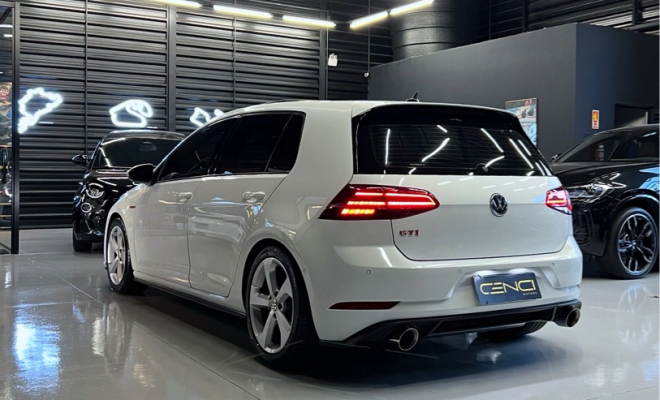 VW - VolksWagen Golf GTi 350 TSI 2.0 230cv 16V Aut. 2019 Gasolina-3