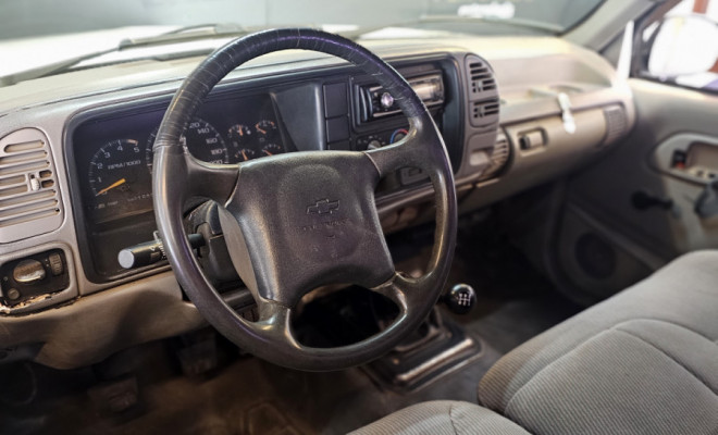 GM - Chevrolet Silverado DLX 4.2 Conquest HD Diesel 2000 Diesel-2