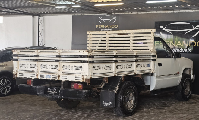 GM - Chevrolet Silverado DLX 4.2 Conquest HD Diesel 2000 Diesel-0