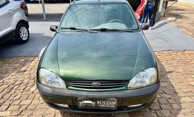 Ford Fiesta GL Class 1.0i 5p 2001 Gasolina-0
