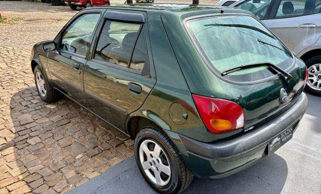 Ford Fiesta GL Class 1.0i 5p 2001 Gasolina-3