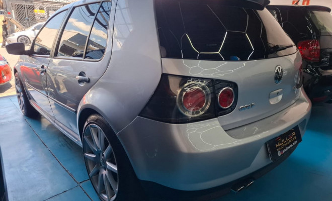 VW - VolksWagen Golf Sportline 2.0 Mi Total F. 8V Tip. 2012 Flex-4