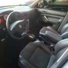 VW - VolksWagen Golf Sportline 2.0 Mi Total F. 8V Tip. 2012 Flex-7