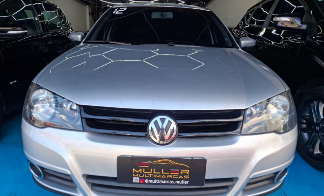 VW - VolksWagen Golf Sportline 2.0 Mi Total F. 8V Tip. 2012 Flex-0