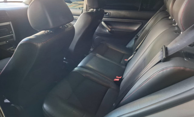 VW - VolksWagen Golf Sportline 2.0 Mi Total F. 8V Tip. 2012 Flex-12