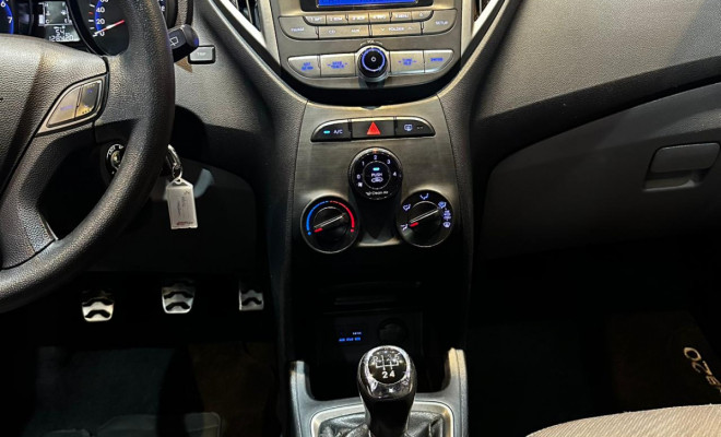 Hyundai HB20X Premium 1.6 Flex 16V Mec. 2014 Flex-7