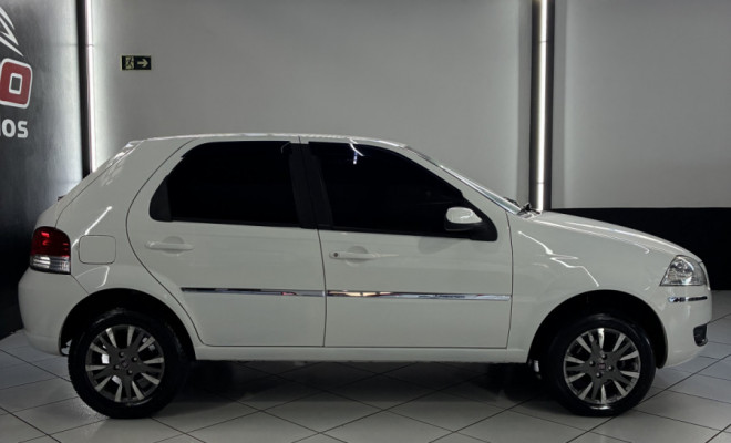 Fiat Palio ATTRA./ITÁLIA 1.4 EVO F.Flex 8V 5p 2011 Flex-4