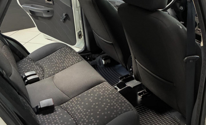 Fiat Palio ATTRA./ITÁLIA 1.4 EVO F.Flex 8V 5p 2011 Flex-0