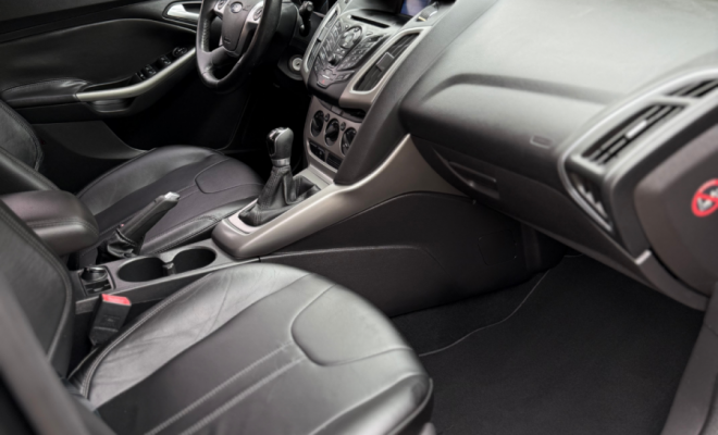 Ford Focus 1.6 S/SE/SE Plus Flex 8V/16V  5p 2015 Flex-9